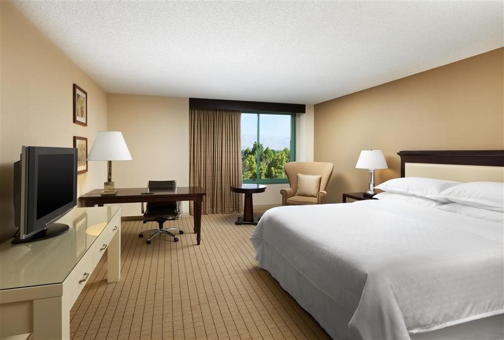 Sheraton San Jose ميلبيتاس، سانتا كلارا، كاليفورنيا الغرفة الصورة