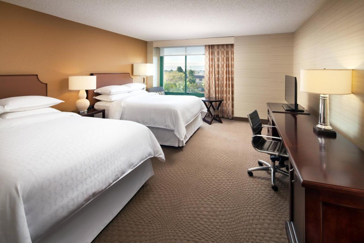 Sheraton San Jose ميلبيتاس، سانتا كلارا، كاليفورنيا المظهر الخارجي الصورة