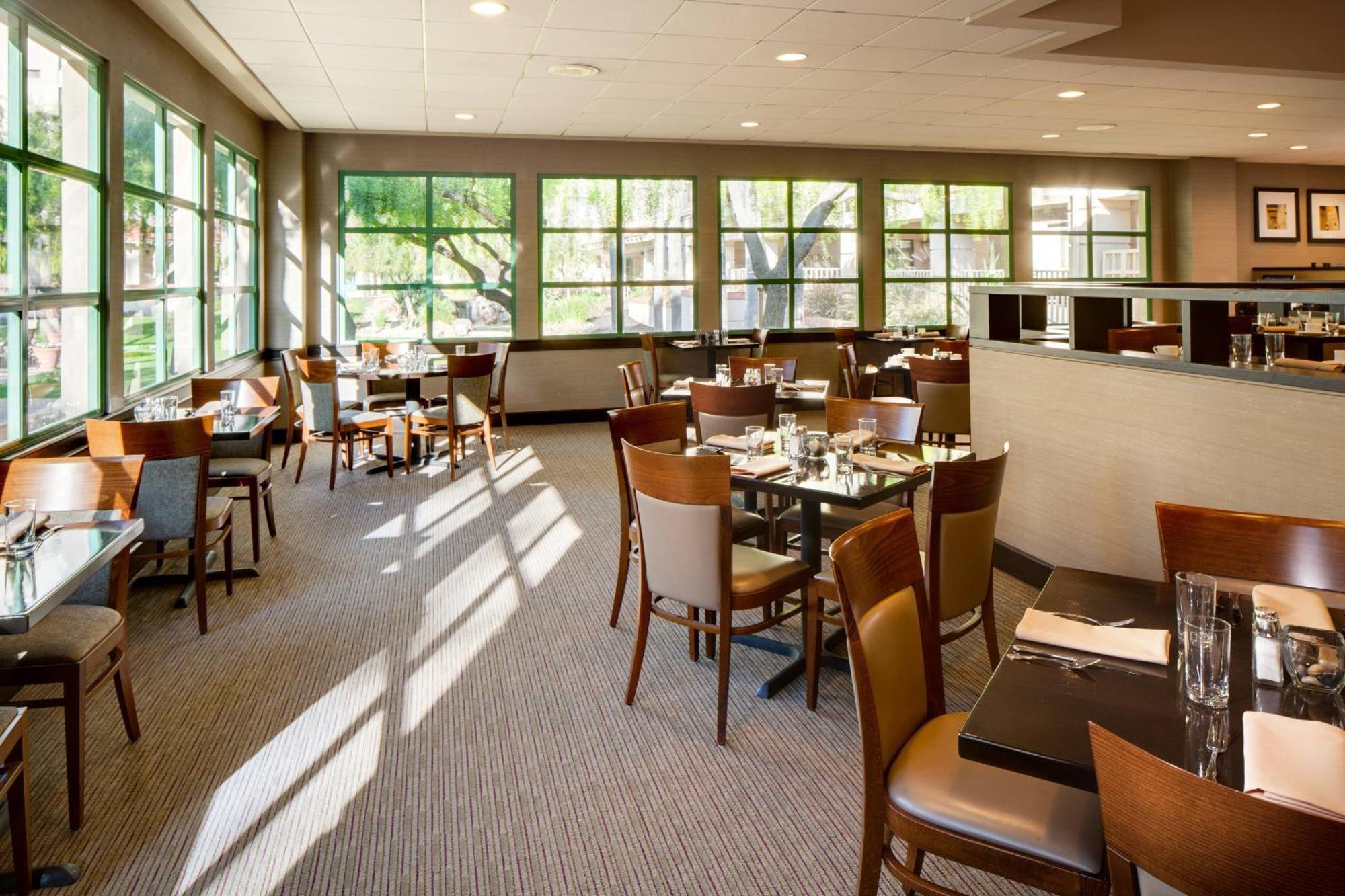 Sheraton San Jose ميلبيتاس، سانتا كلارا، كاليفورنيا المظهر الخارجي الصورة