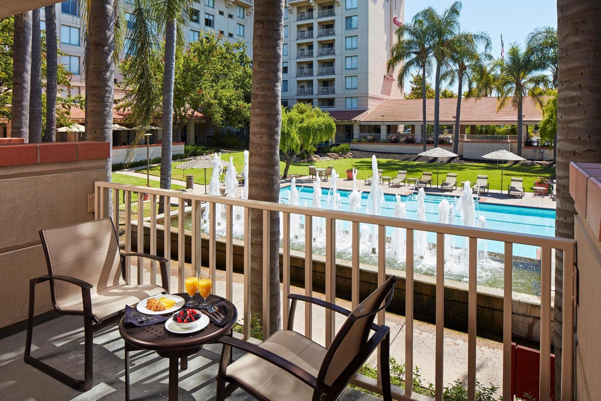 Sheraton San Jose ميلبيتاس، سانتا كلارا، كاليفورنيا المظهر الخارجي الصورة